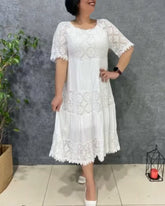 Loose mid-sleeve lace dress