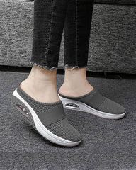 Women's flat mesh sandals