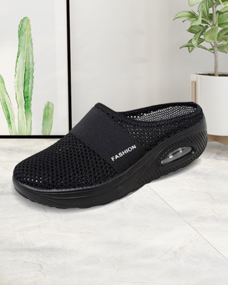 Women's flat mesh sandals