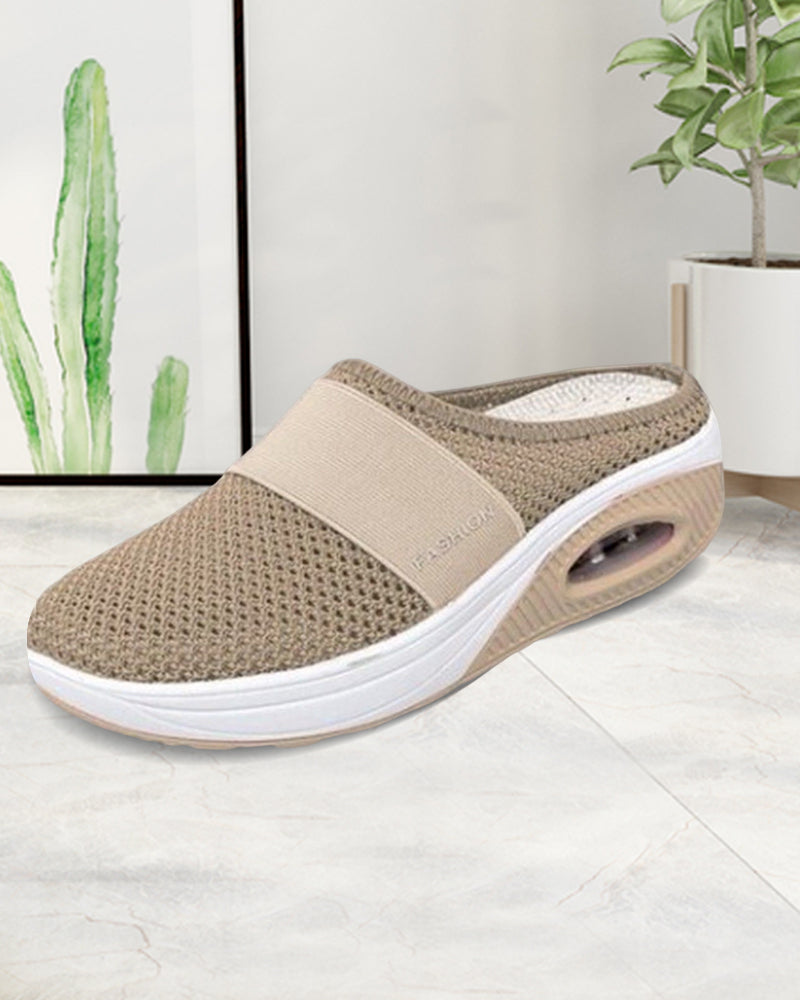 Women's flat mesh sandals