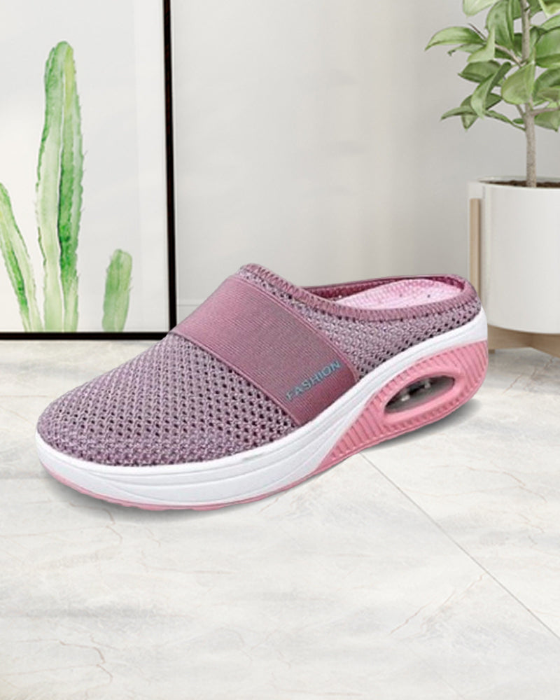 Women's flat mesh sandals