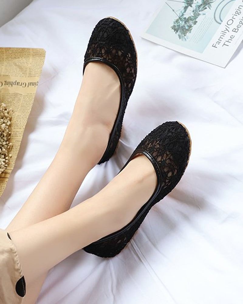 Flat round toe mesh hollow shoes