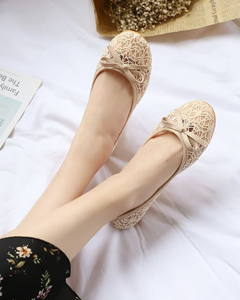 Flat round toe mesh hollow shoes