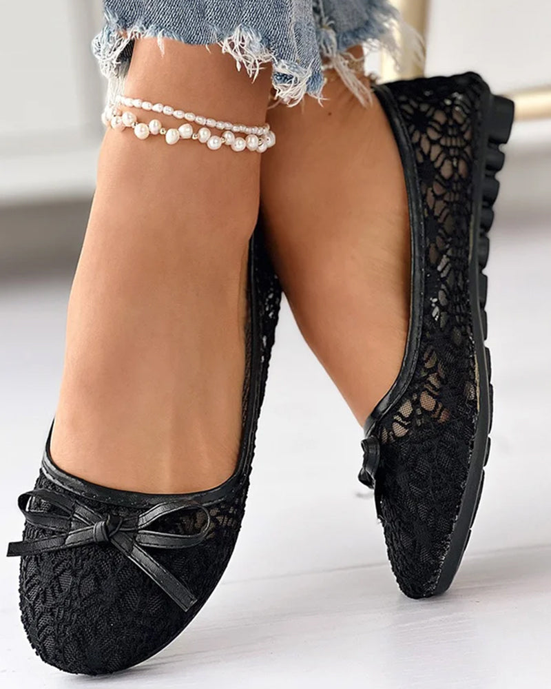 Flat round toe mesh hollow shoes