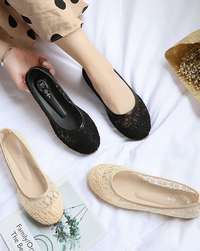 Flat round toe mesh hollow shoes
